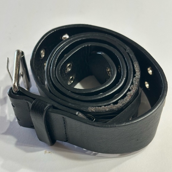 Brandy Melville Belt Black Faux Leather Double Holes One Size Silver Buckle - Picture 10 of 15